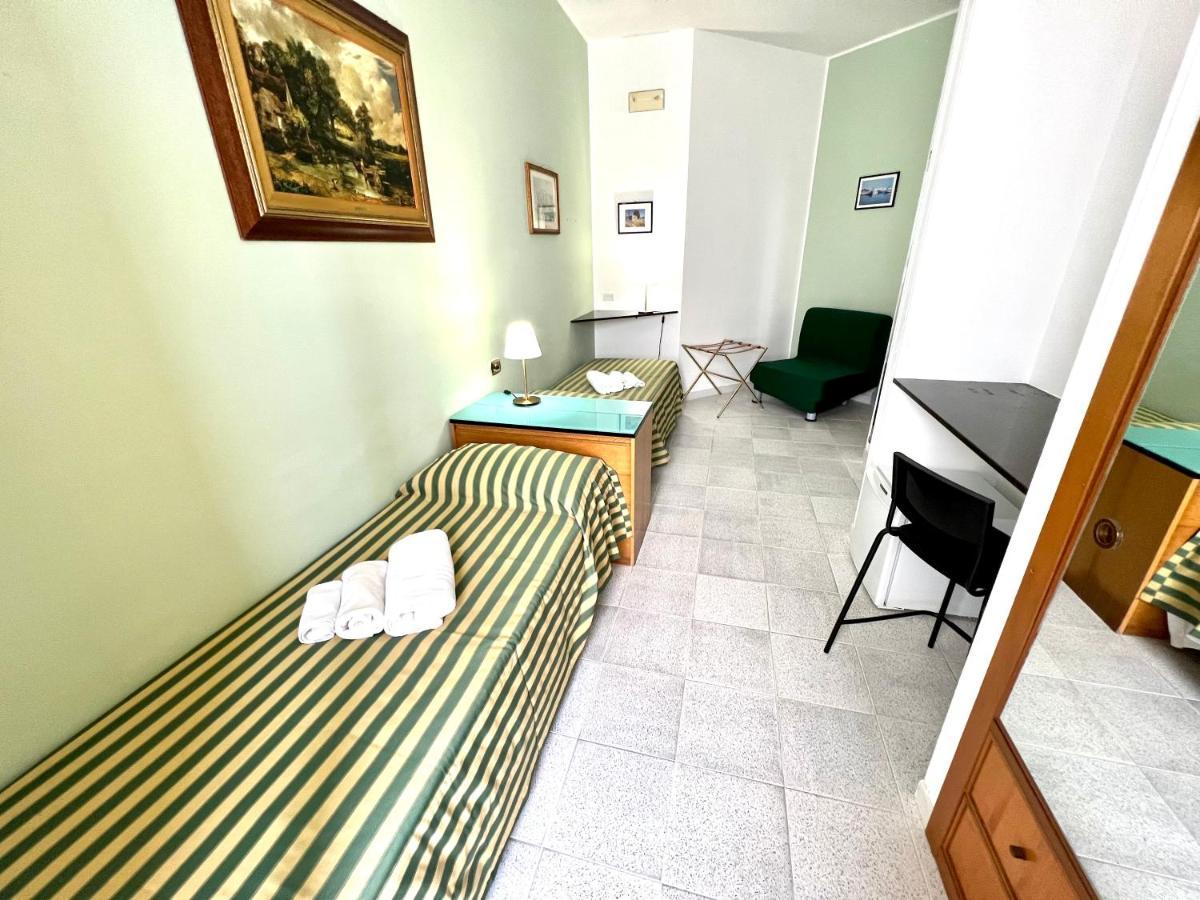 Hotel Minerva โอตรันโต ภายนอก รูปภาพ
