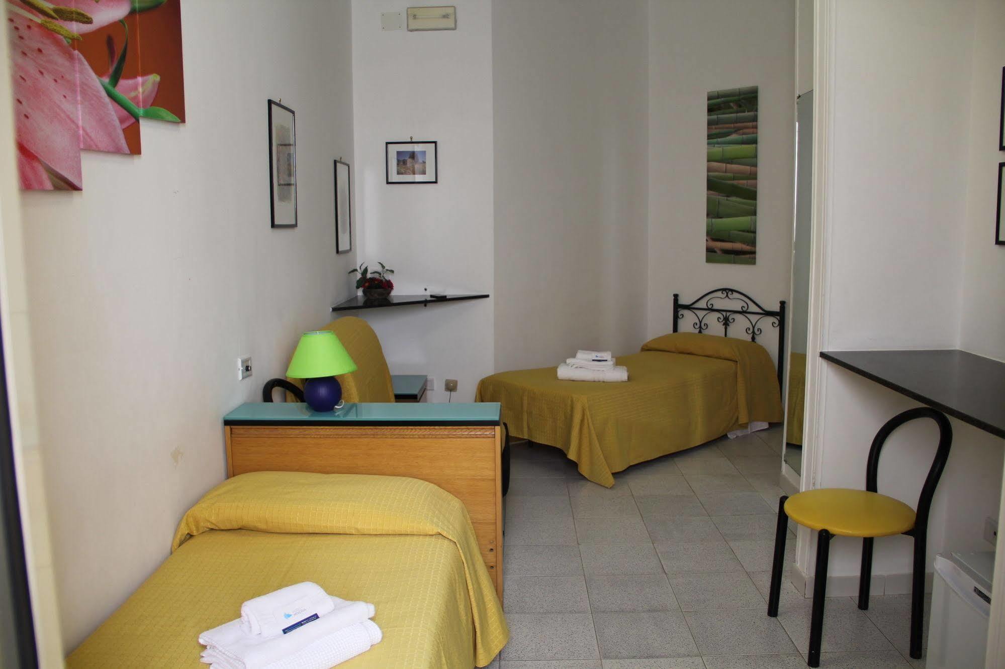 Hotel Minerva โอตรันโต ภายนอก รูปภาพ